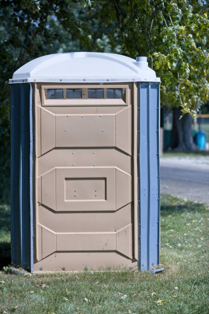 Best Luxury portable toilet rental  in New Athens, IL